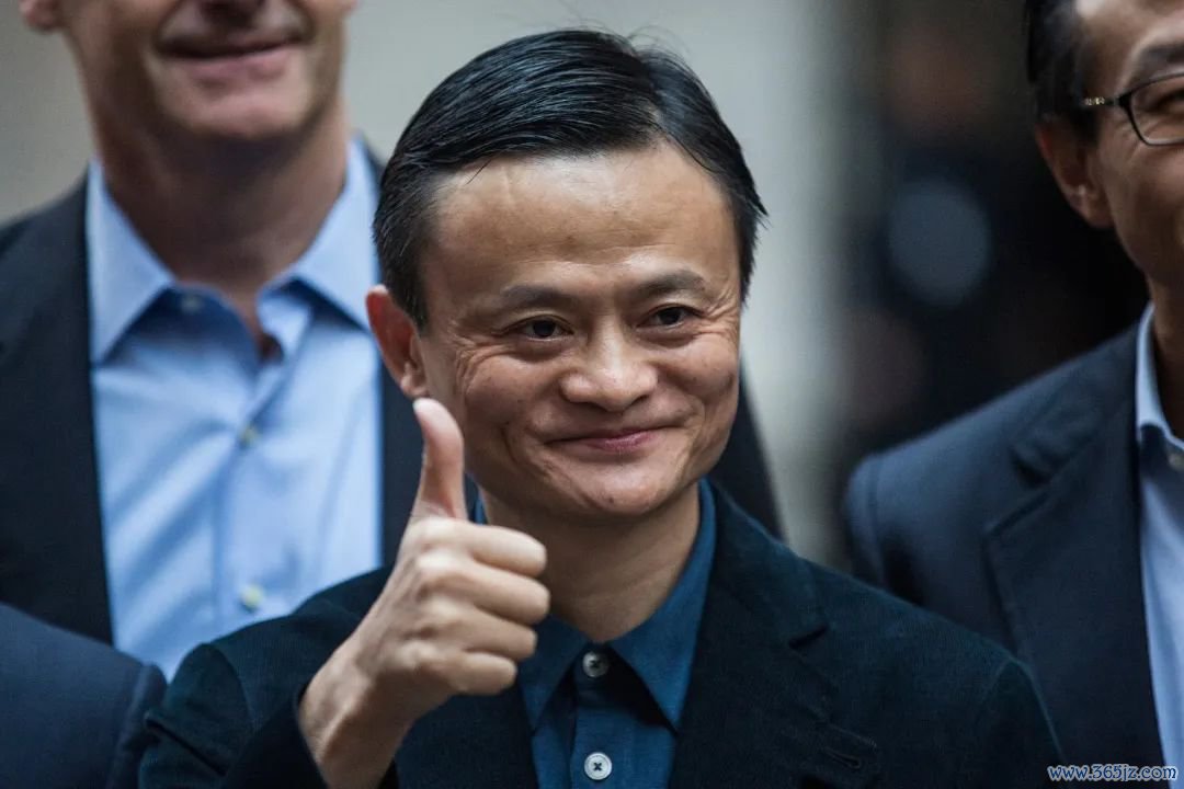2014年马云等阿里巴巴高管来到纽约证券交游所IPO现场。图片起首：视觉中国
